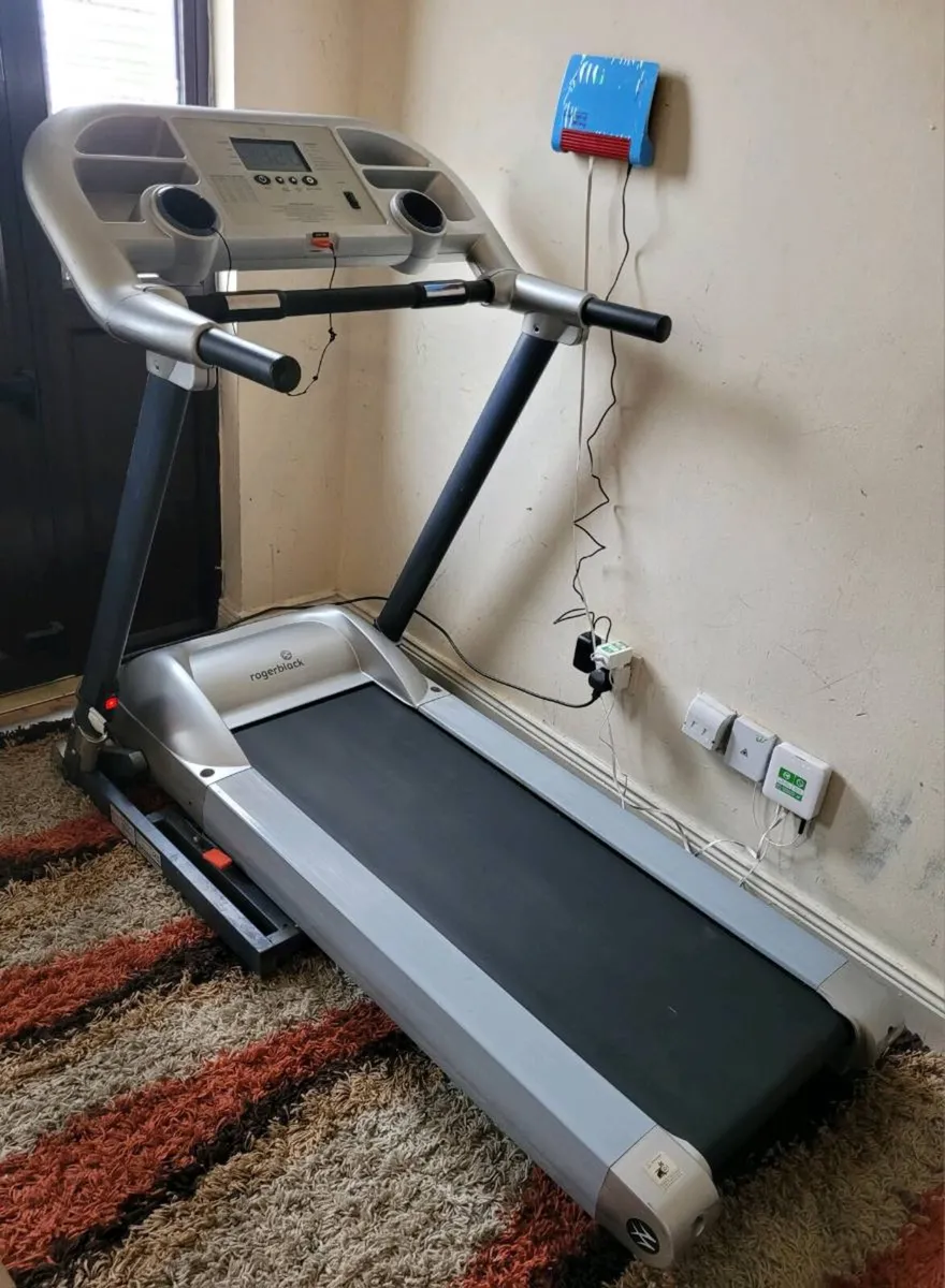 Treadmill - Image 1