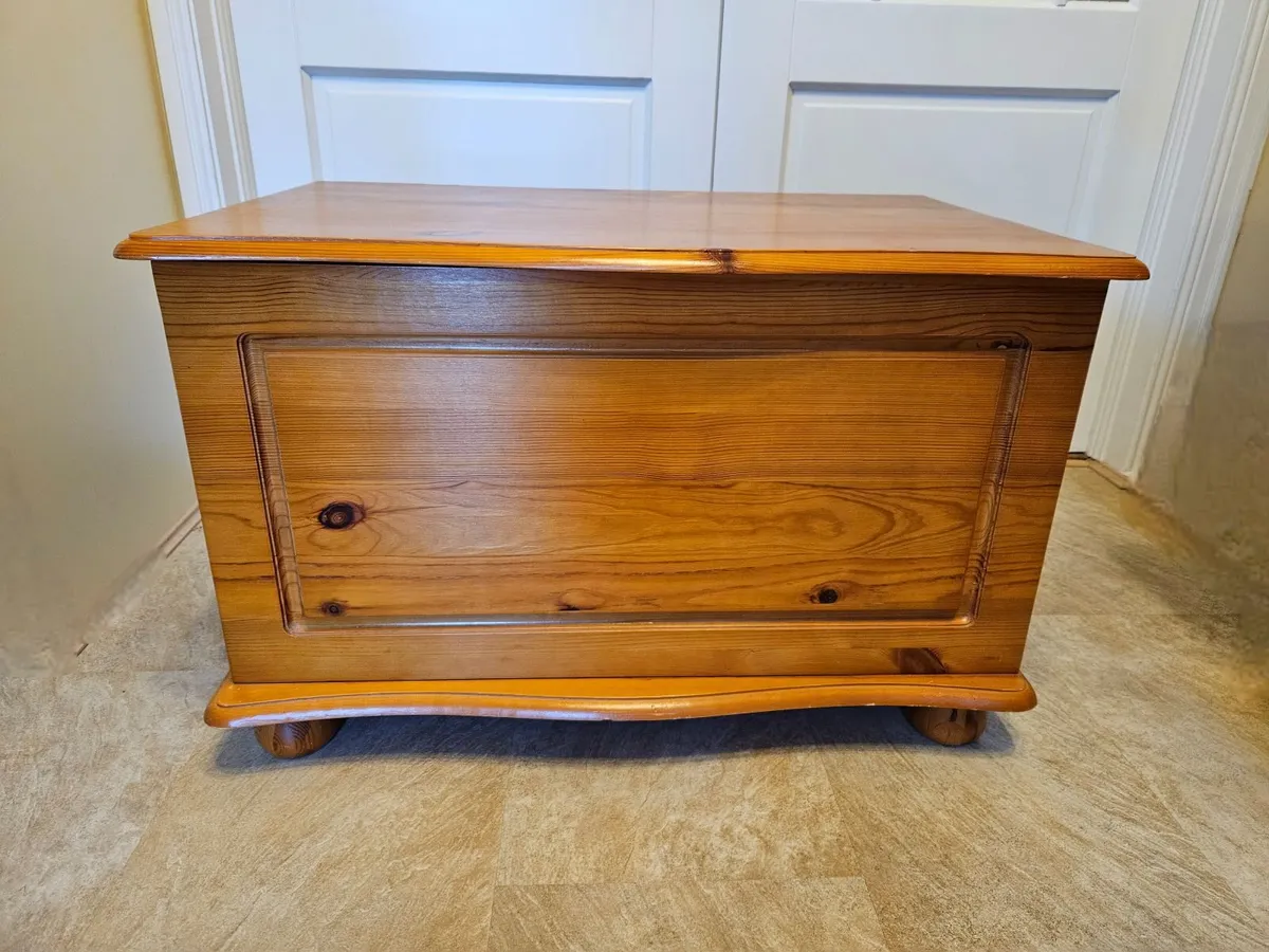 Blanket box - Image 2