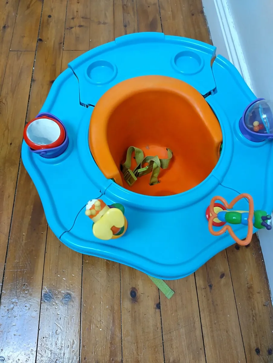 Baby floor seat and chair seat