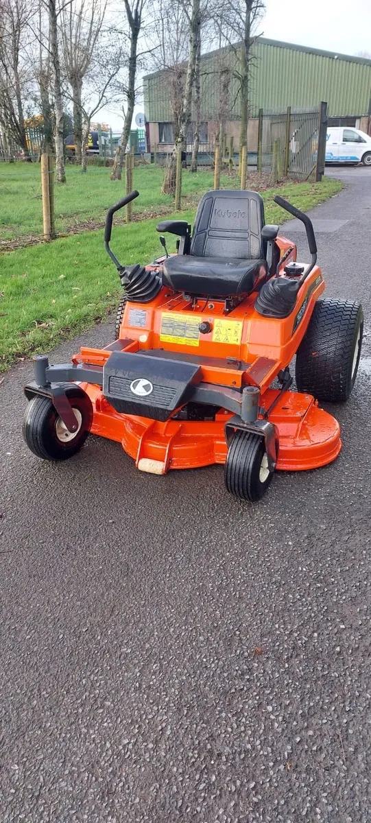 Kubota ZD21 zero turn - Image 1