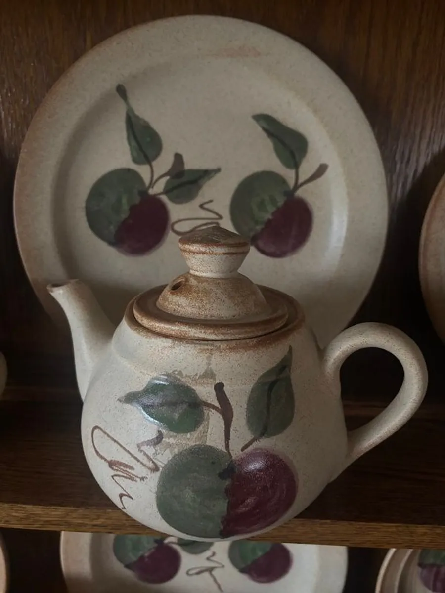 Ballydougan Pottery set - Image 2