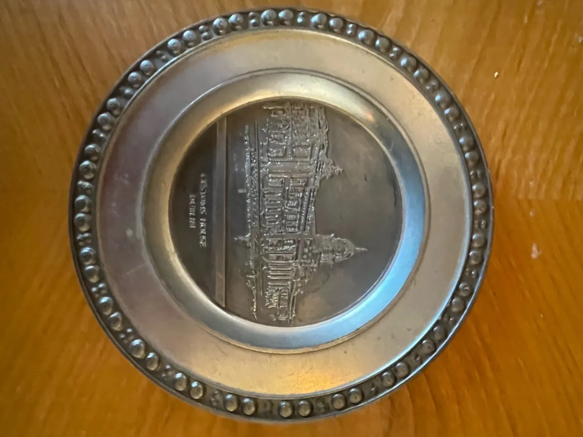 Dublin plates by Mullingar Pewter - Image 3