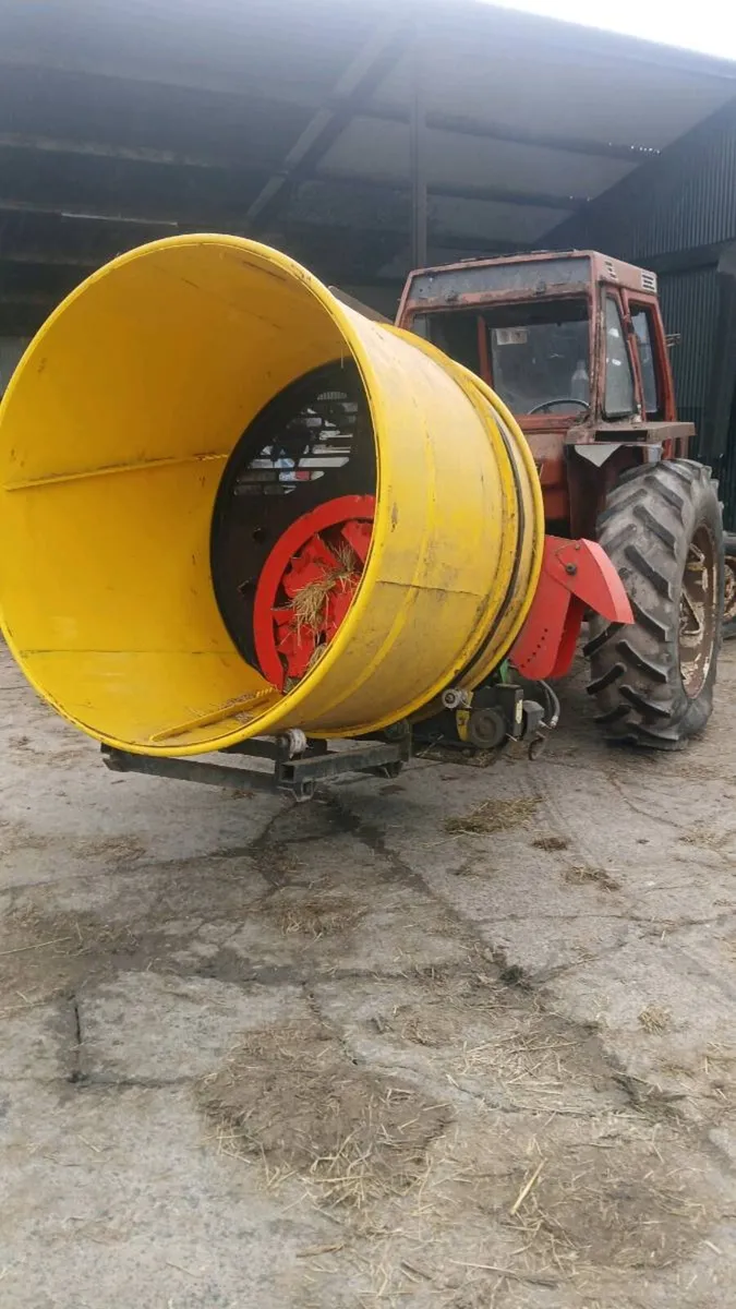 Teagle straw chopper - Image 1