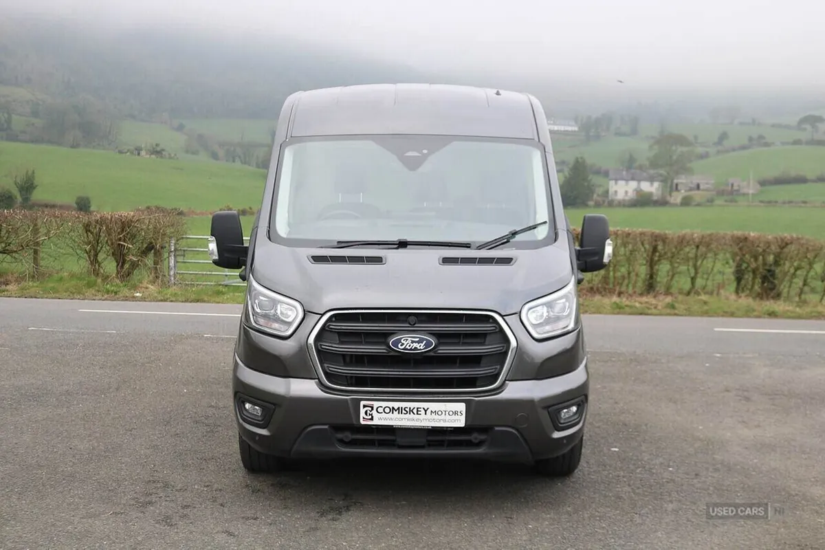 Ford Transit 350 EcoBlue Limited - Image 2