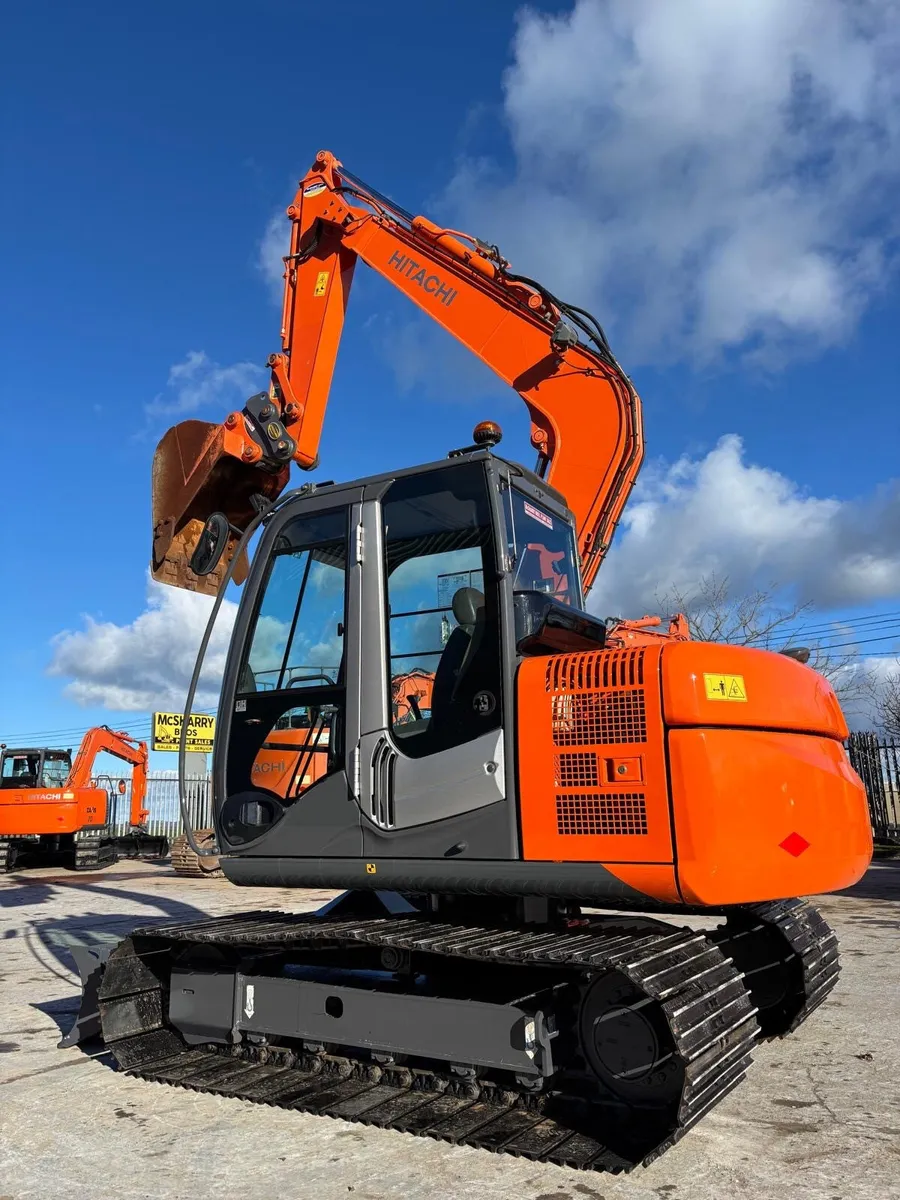 Hitachi ZX70BL-3 EX JAPAN - Image 1