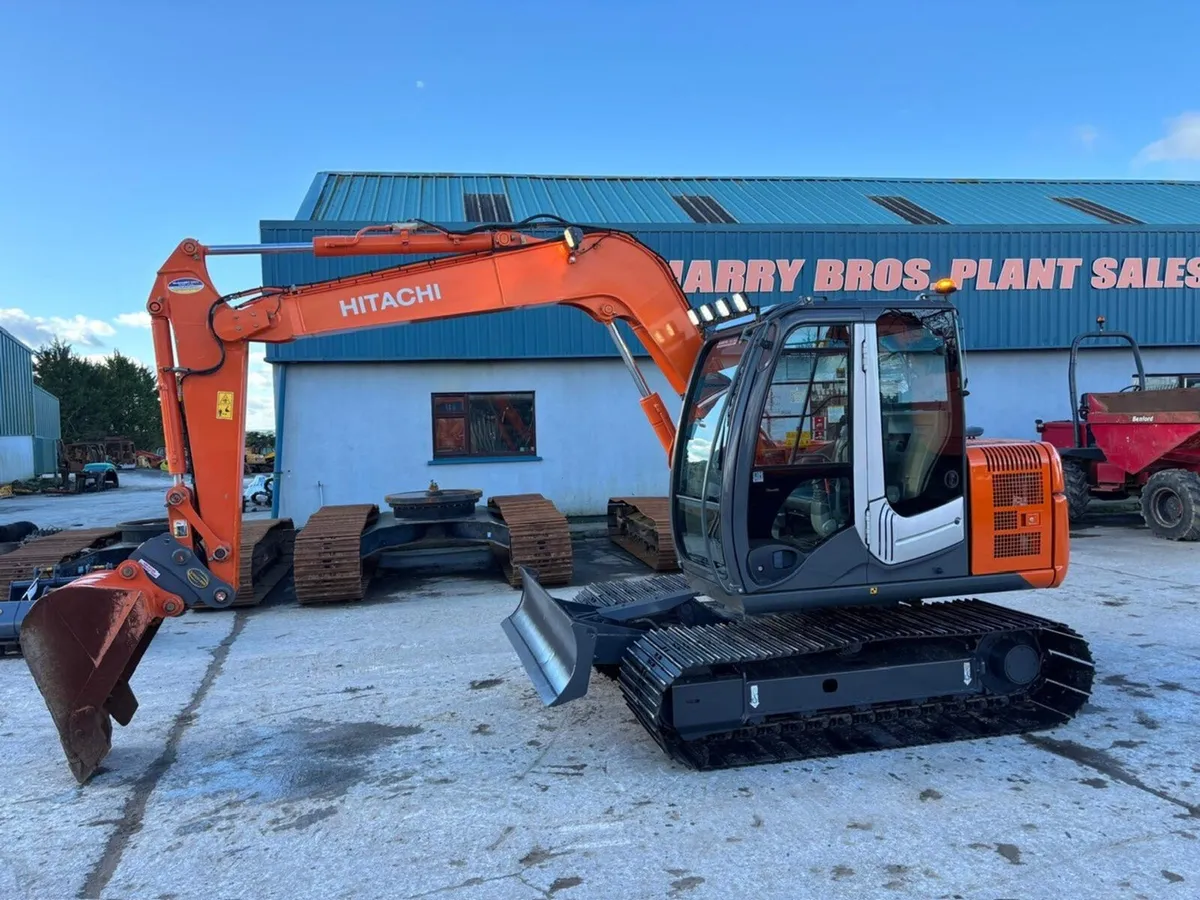 Hitachi ZX70BL-3 EX JAPAN - Image 3