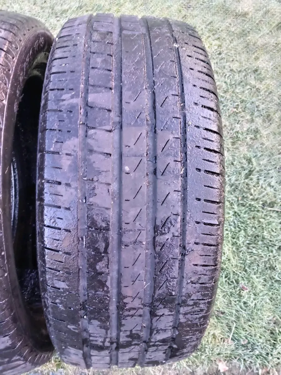 TYRES 235/50/R 19 SET OF 4 USED - Image 3