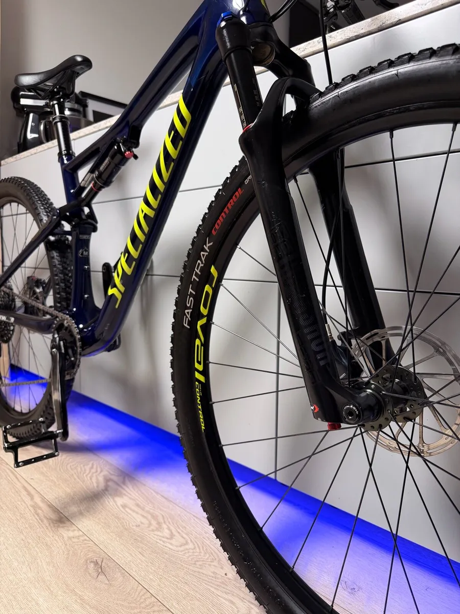 Specialized Epic Comp GX Carbon Full Suspension XC - Image 4