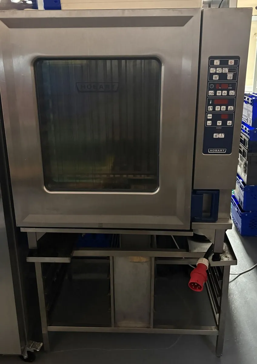 Hobart CSD1013G 3 Phase 10 Grid Combi Oven & Stand - Image 1