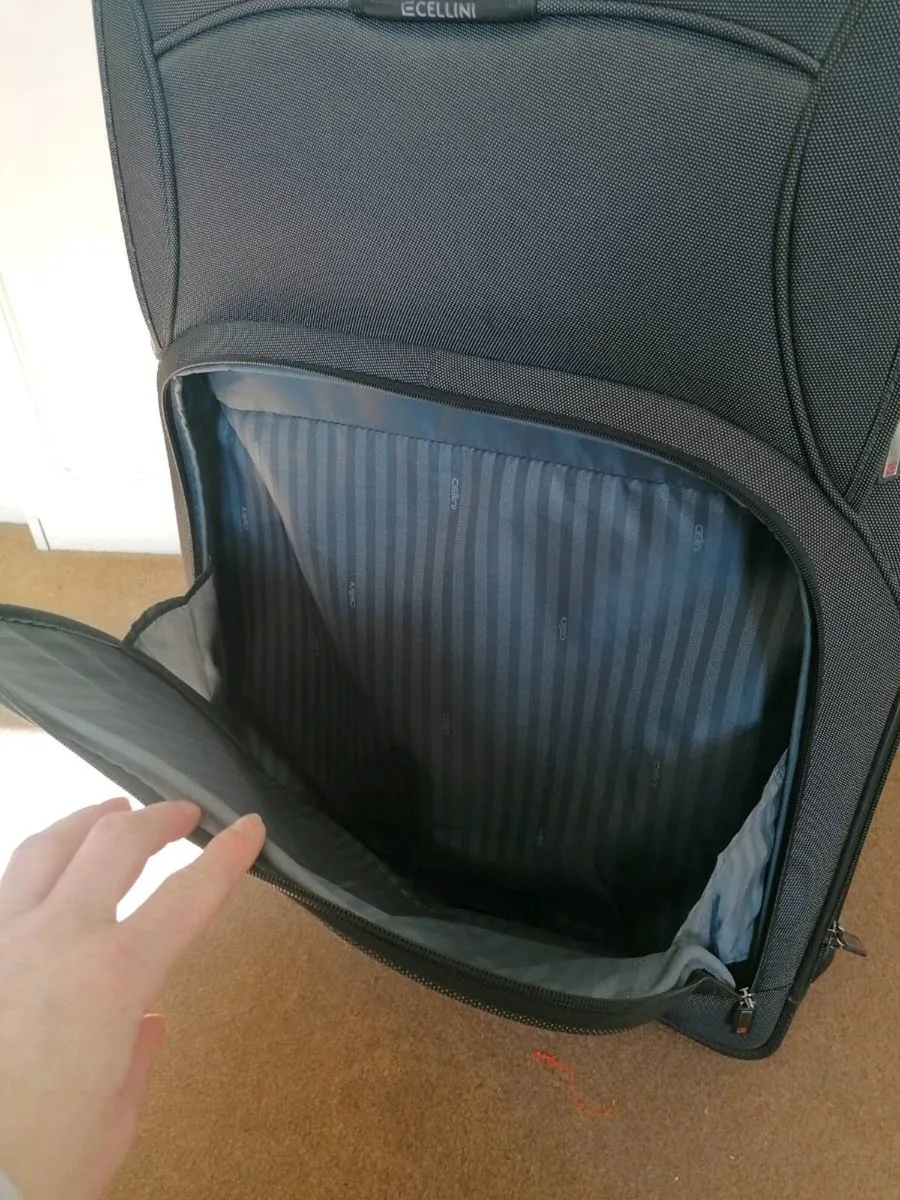 Large Cellini suitcase - Image 3