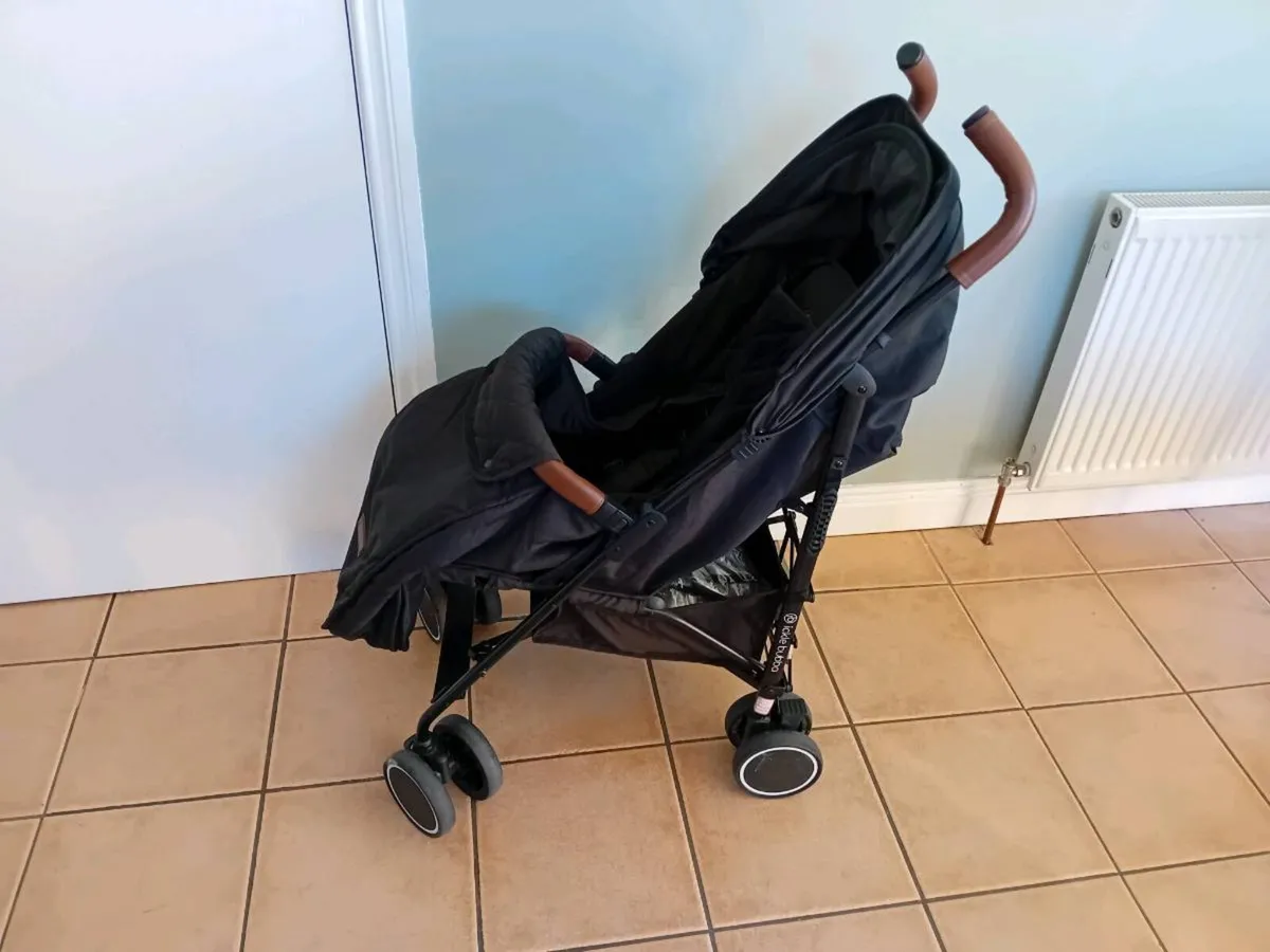 Child's pushchair - Image 4