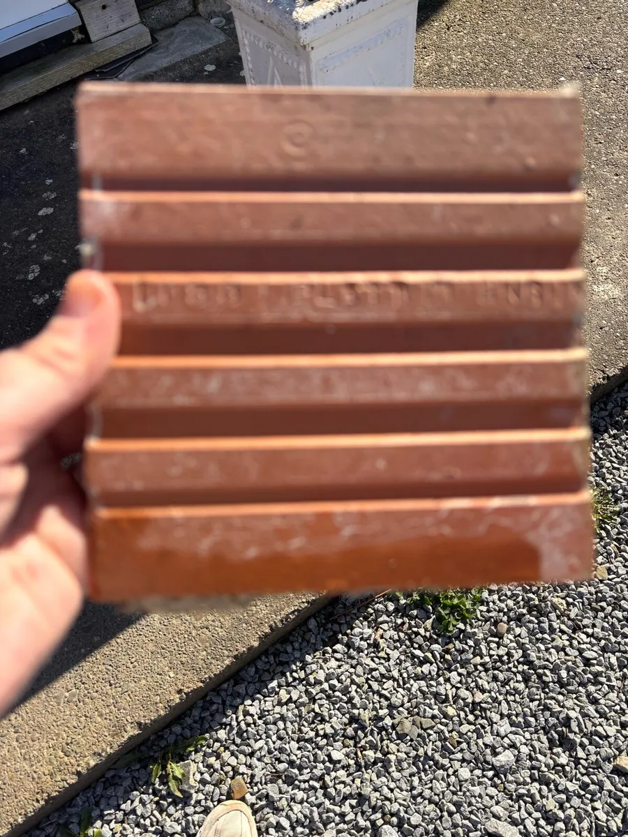 Terracotta tiles - Image 4