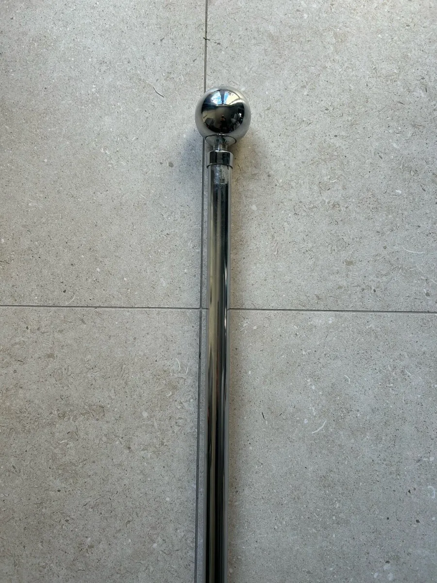 Chrome curtain pole - Image 2