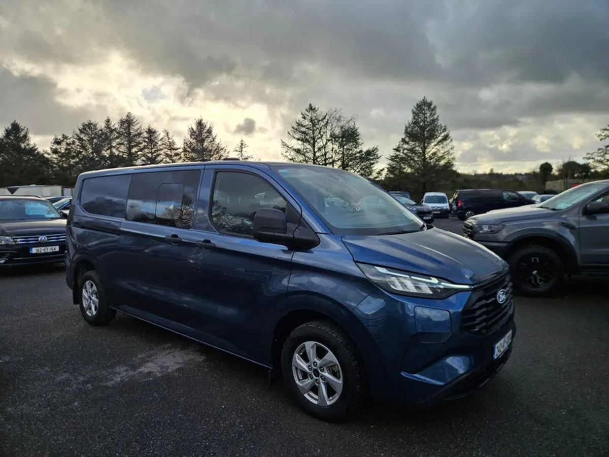 Ford Transit Custom Crewcab 320L Trend 2.5 227 T6. - Image 1