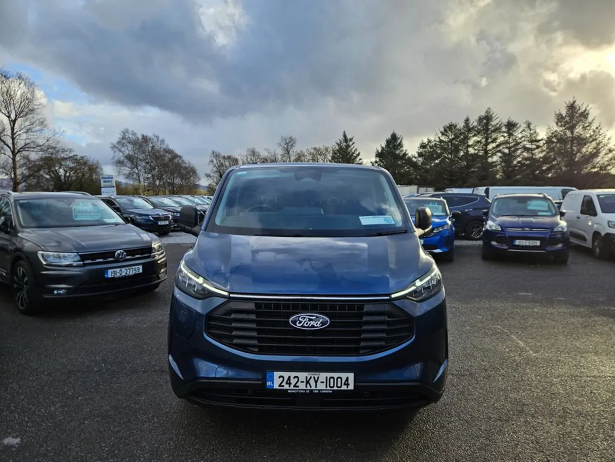 Ford Transit Custom Crewcab 320L Trend 2.5 227 T6. - Image 4