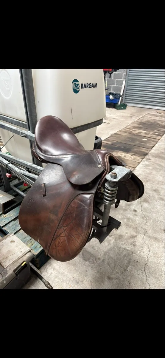 16.5” GP Sadde - Image 1