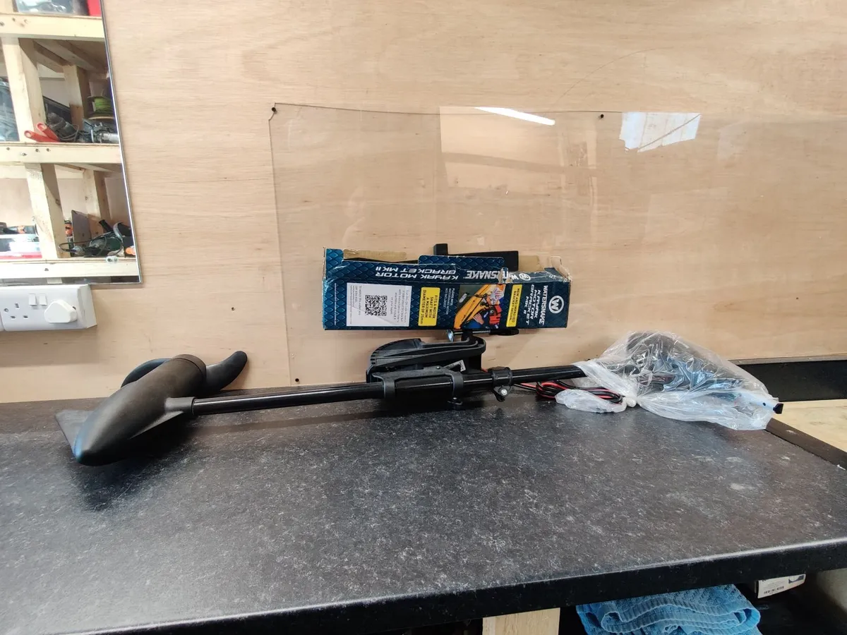 Kayak Motor and Bracket - Watersnake - Image 1