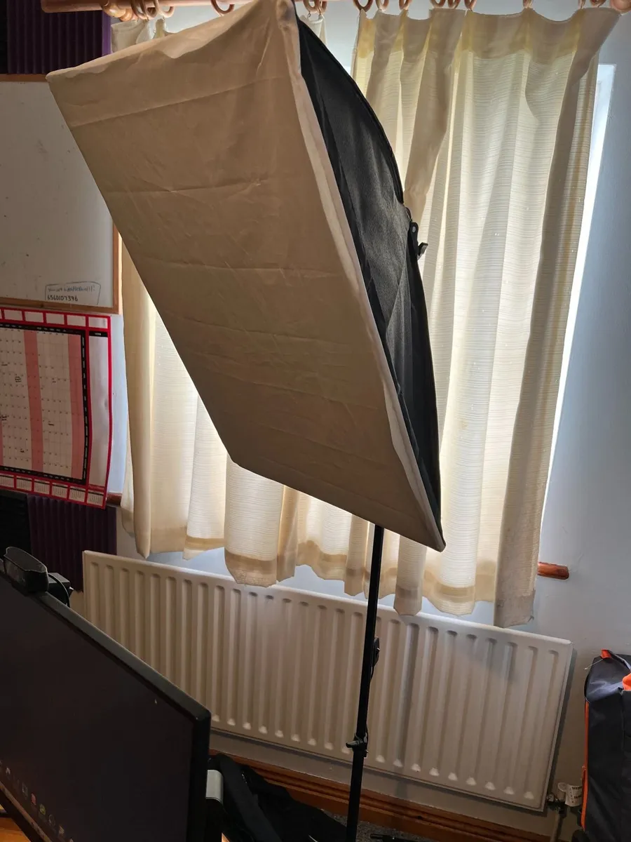 Softbox lighting kit - Image 1