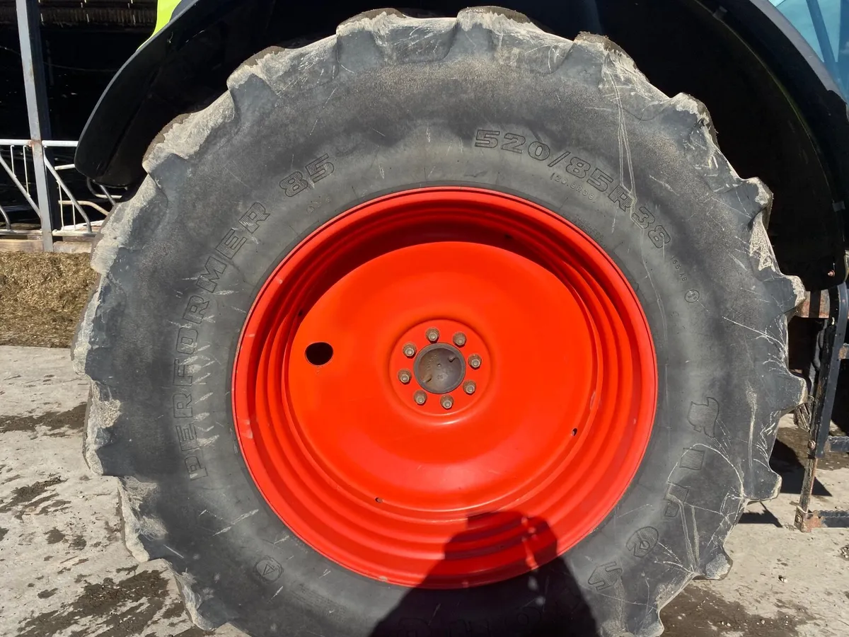 CLAAS Arion 620c - Image 3