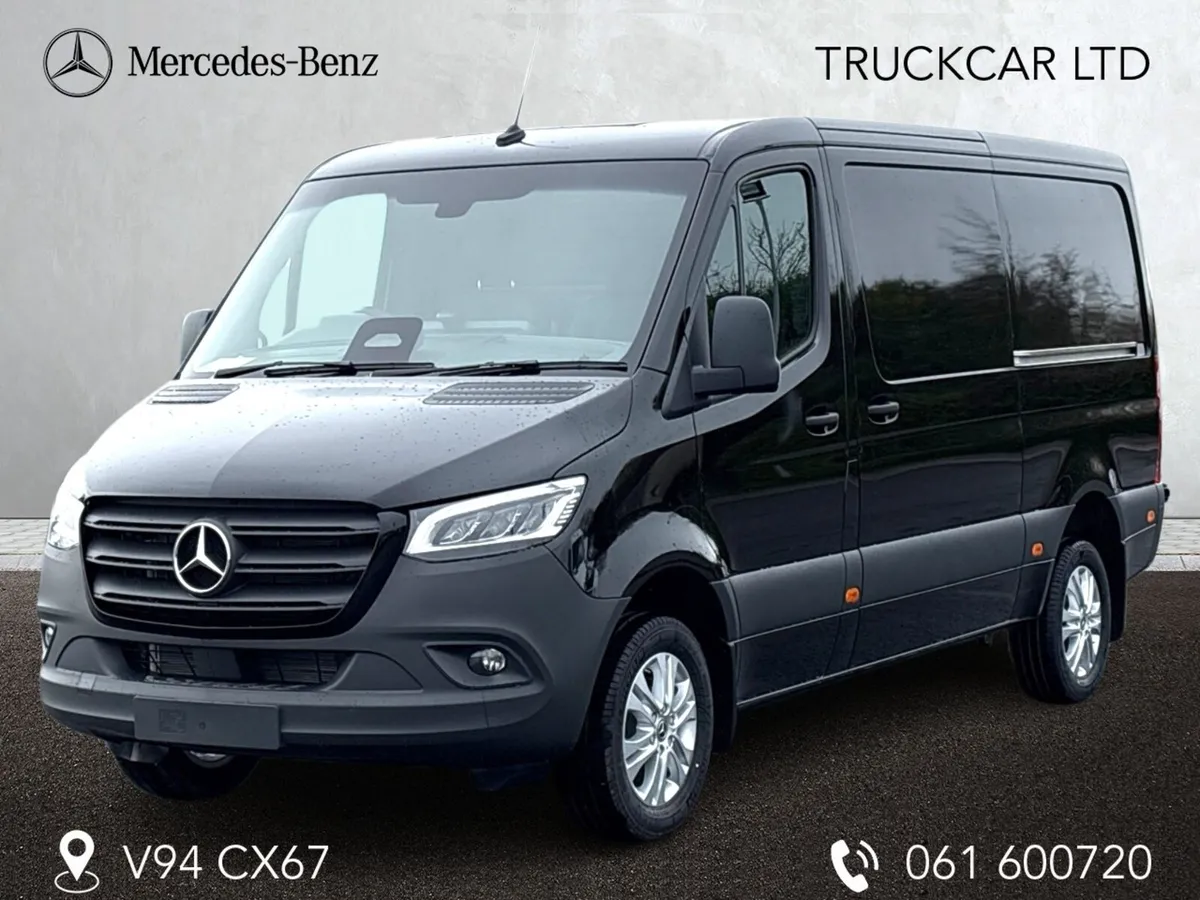 319/36 Mercedes Benz Sprinter Auto Low Roof - Image 1