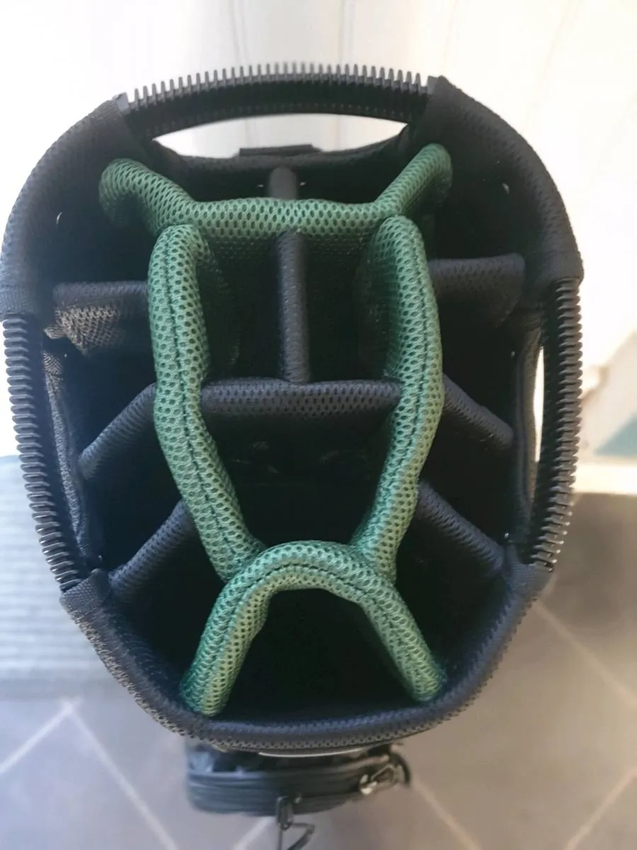 BRAND NEW GN21 GOLF BAG - Image 3