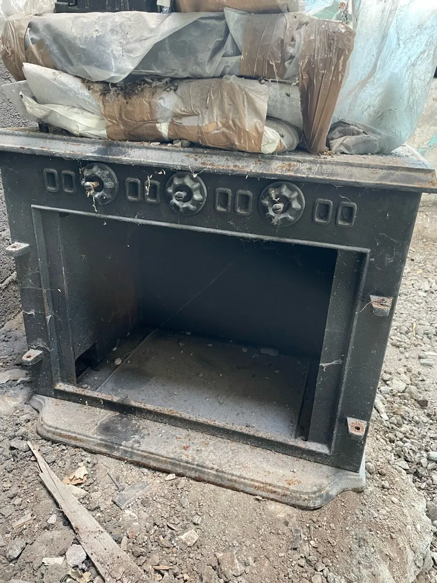 Back boiler stove - Image 1