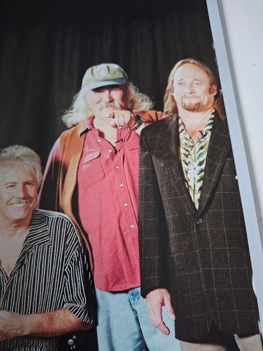 Q Classic - Neil Young - NM/ Unread - Image 3