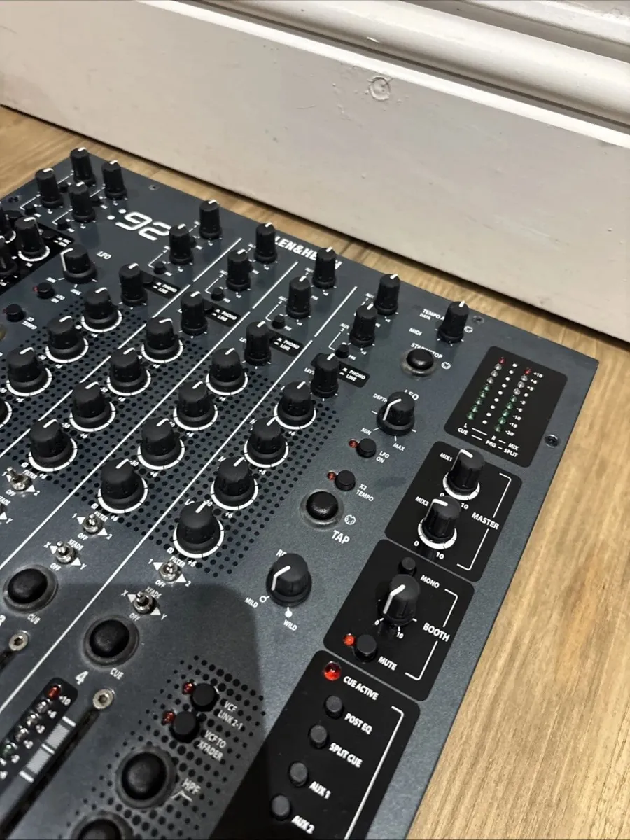 Allen & Heath Xone 92 Xone:92 4 Channel DJ Mixer - Image 4