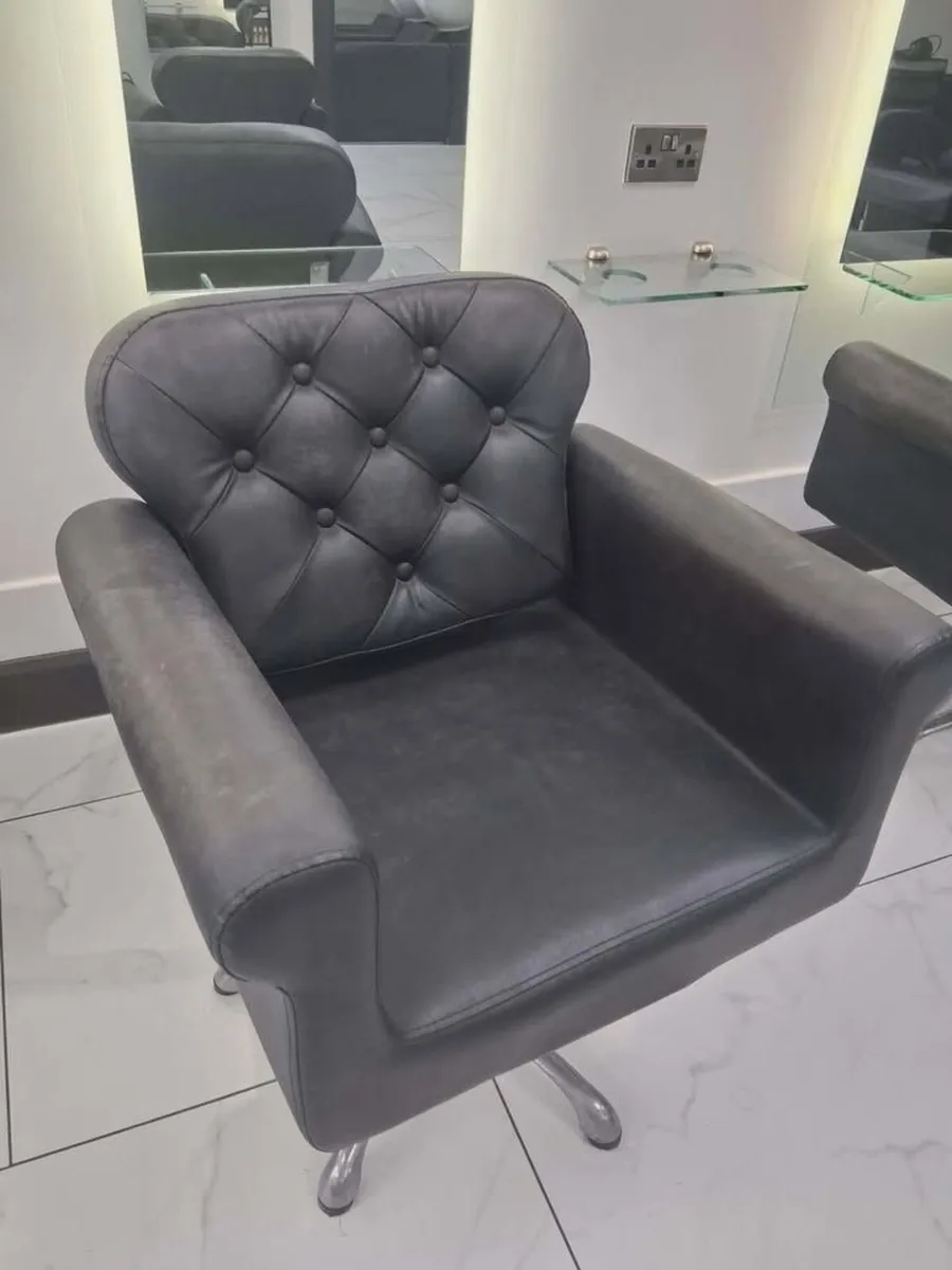 Salon Furniture - Image 1