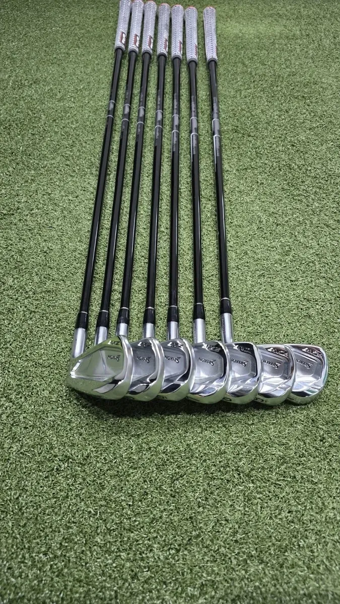Srixon ZXi7 Irons 4-PW MMT 125 Graphite Stiff Flex - Image 1