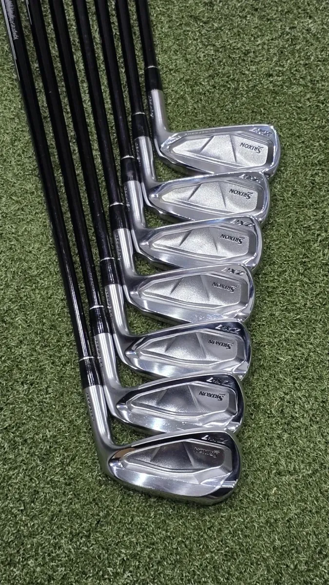 Srixon ZXi7 Irons 4-PW MMT 125 Graphite Stiff Flex - Image 4