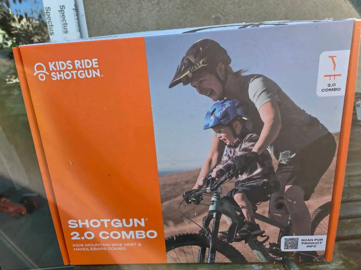 Kids ride shotgun seat - Image 1