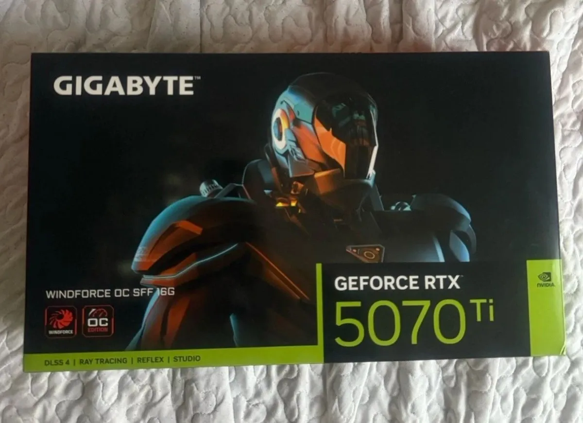 Gigabyte GeForce RTX 5070 Ti Windforce OC SFF 16GB - Image 1