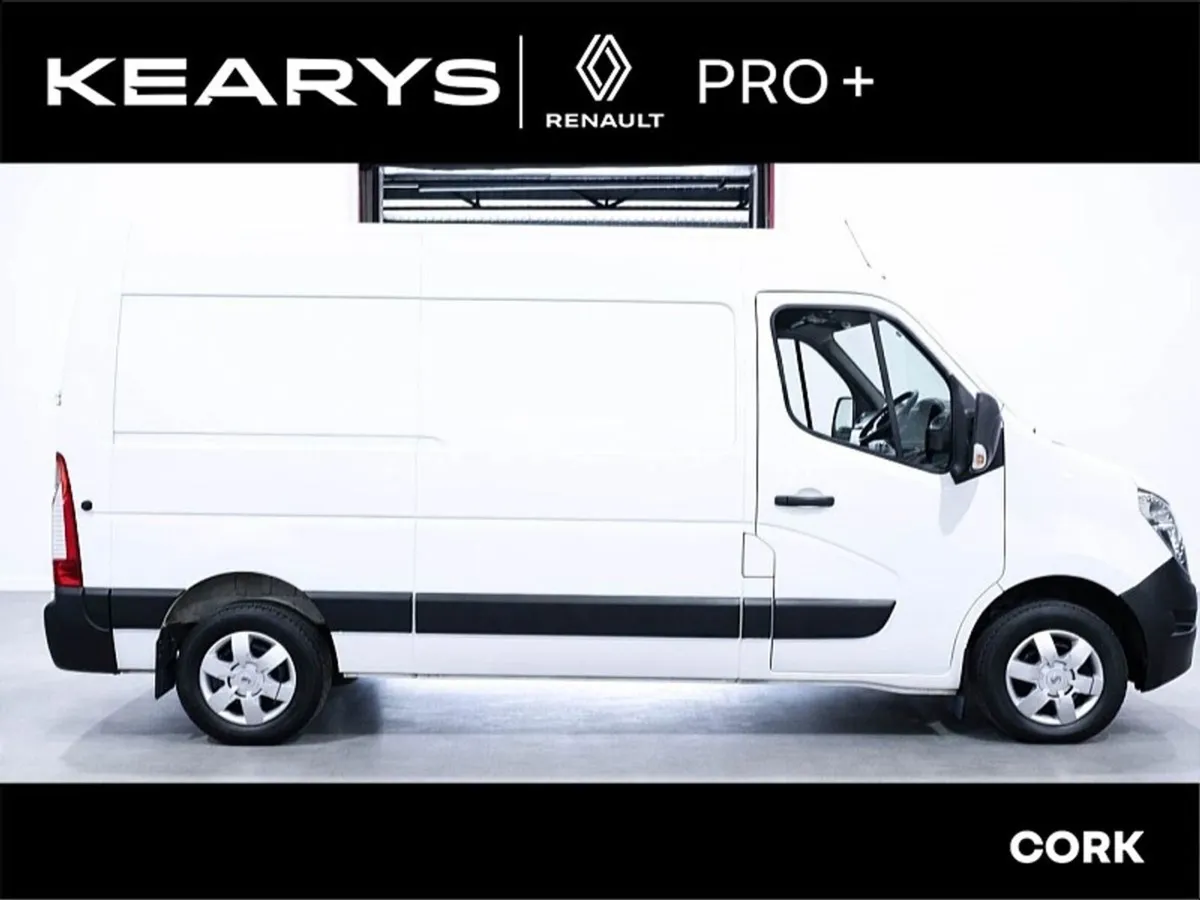 Nissan Interstar L2 H2 35 FWD 6E 5DR EX VAT - Image 3