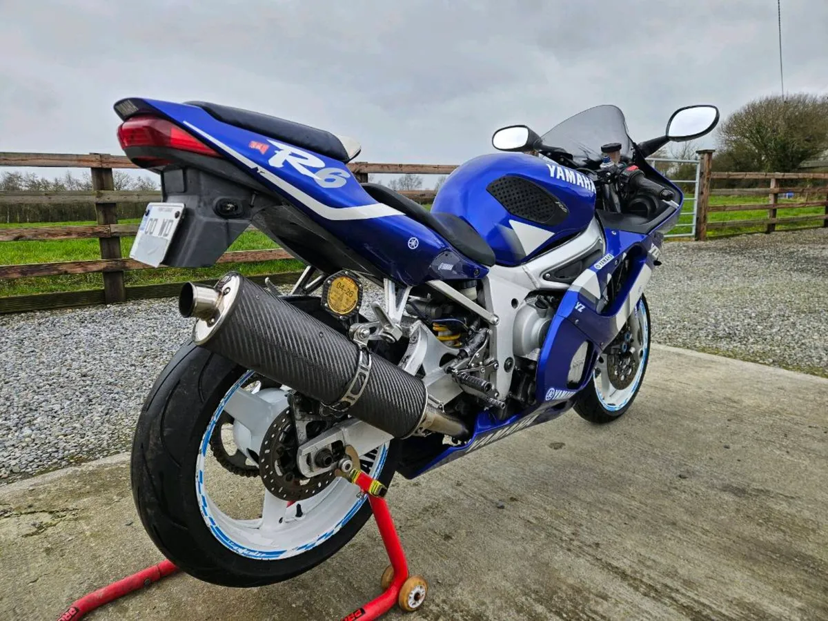 Yamaha R6 - Image 3