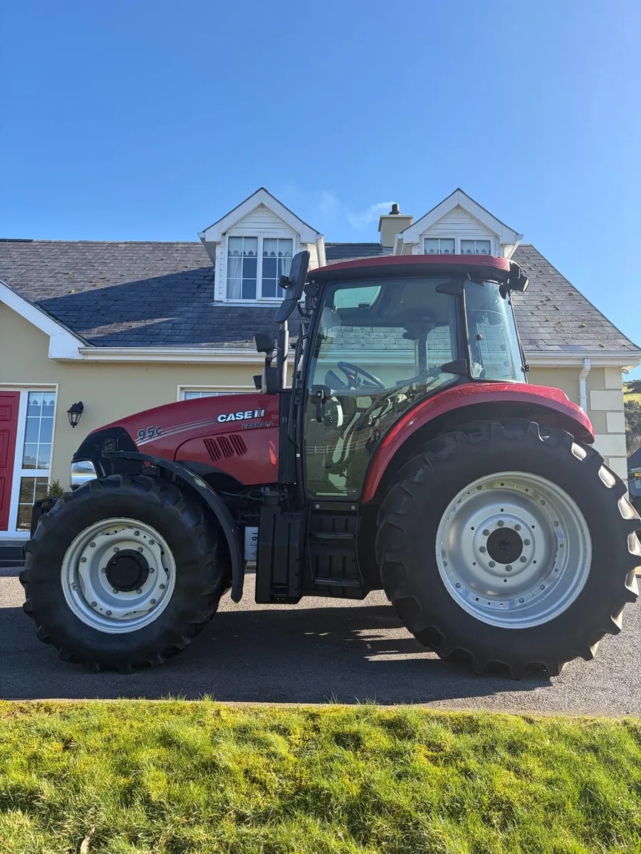 2020 Case farmall 95c - Image 1