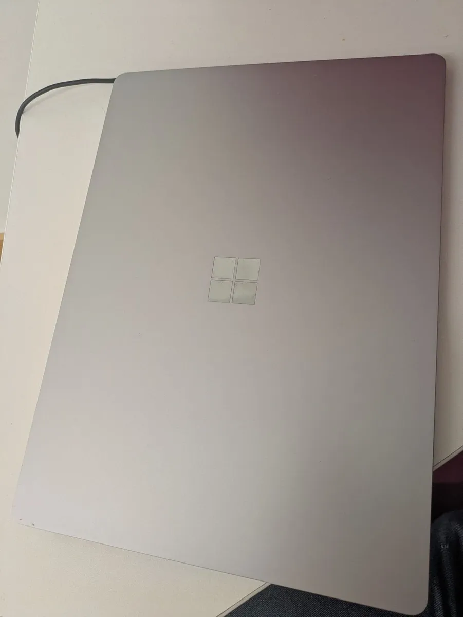 Microsoft Surface Pro5 - Image 2