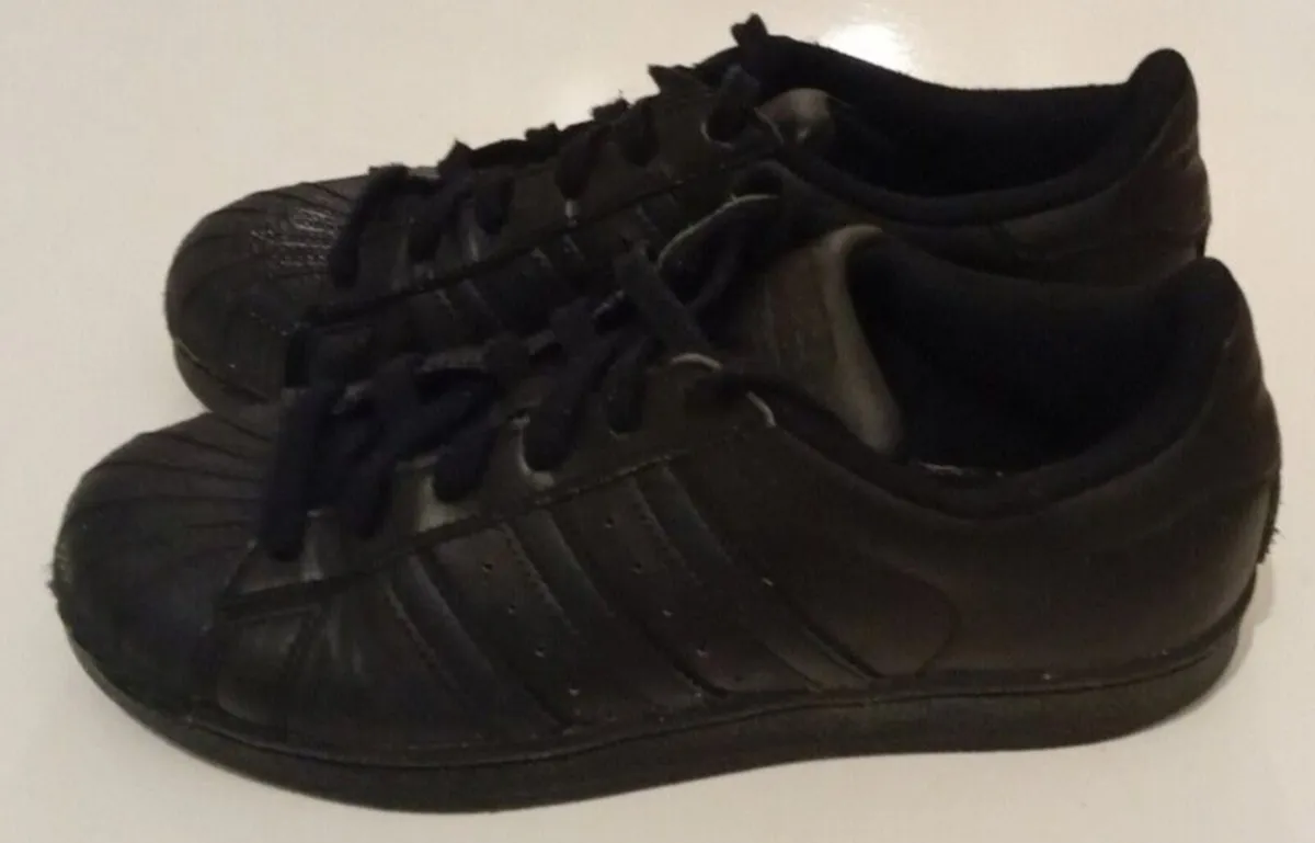 Adidas School - Image 1