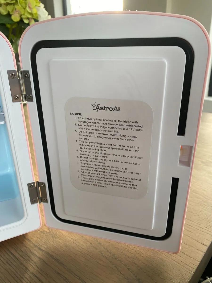 Mini Fridge - Image 2