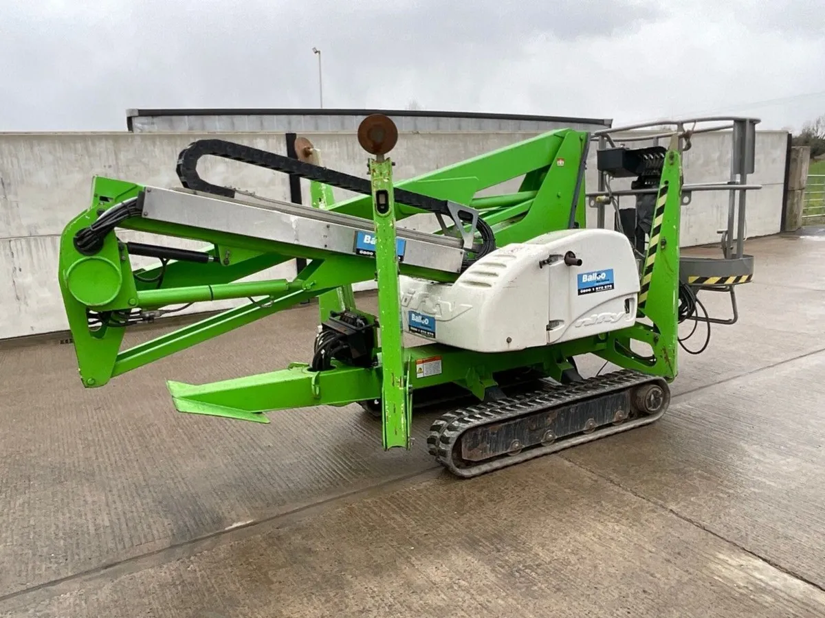 NIFTYLIFT TD150 15m DUAL FUEL TRACKED BOOMLIFT - Image 1