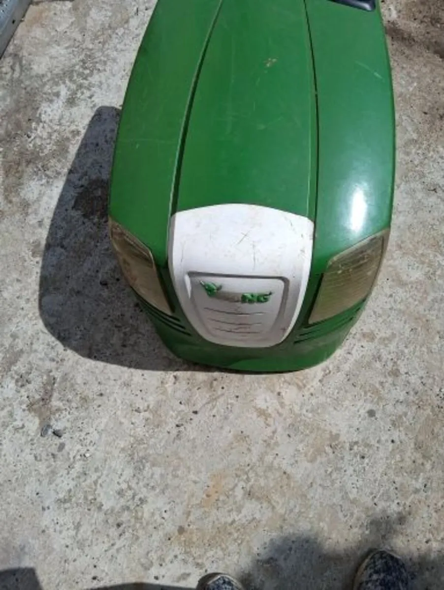 Ride on mower Bonnets - Image 2