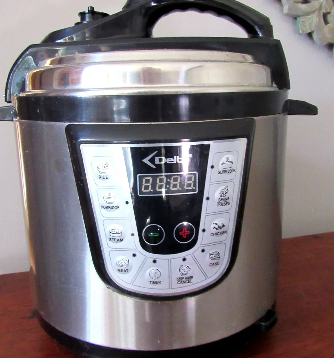 Air Fryer, Coffee Machine & Pressure Cooker - Image 2