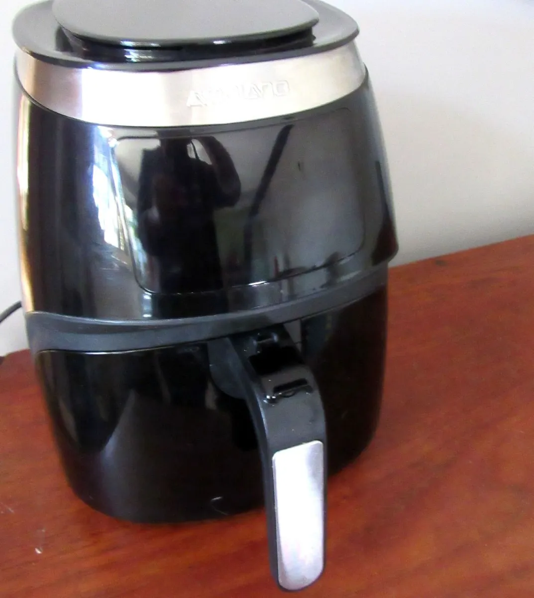 Air Fryer, Coffee Machine & Pressure Cooker - Image 3
