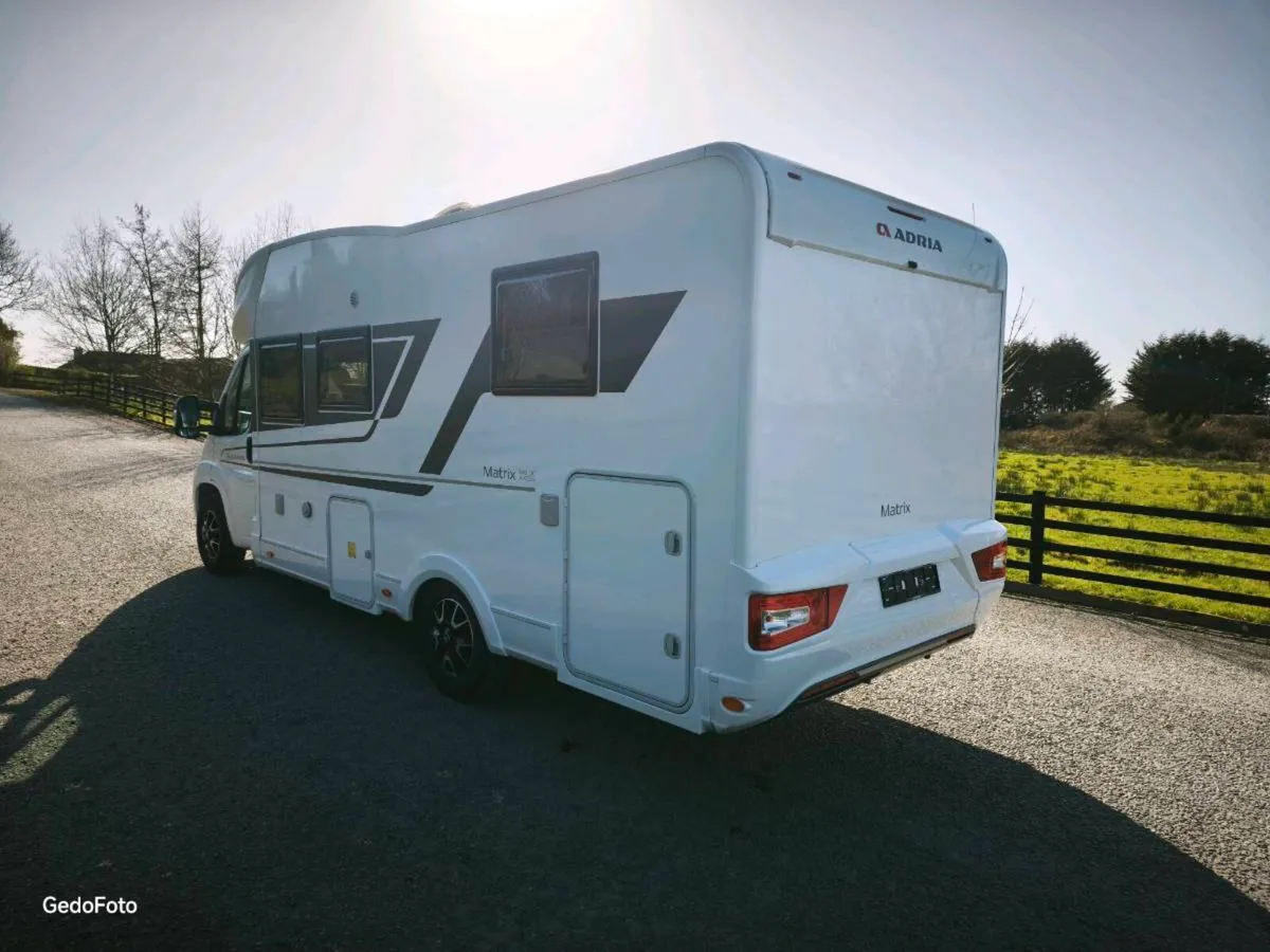 2021 ADRIA "island bed" - Image 2