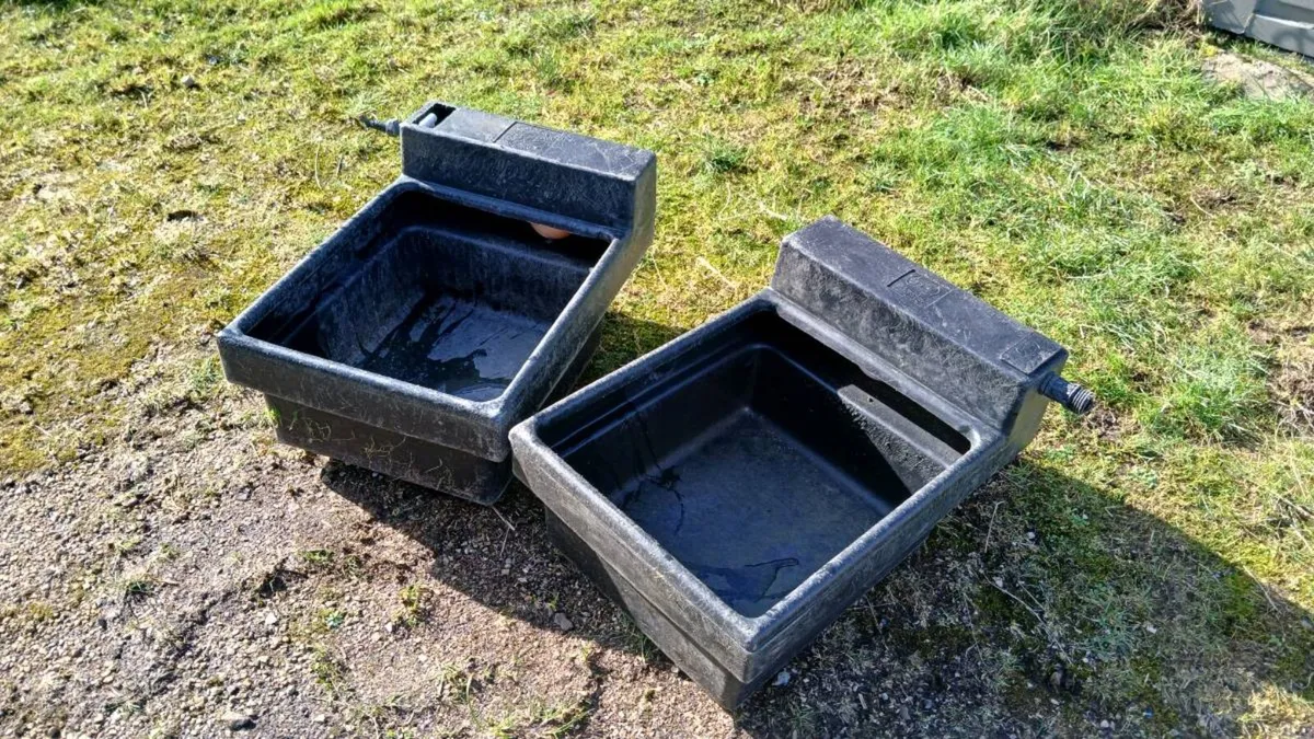 Farming Bundle troughs/drinkers/hay rack - Image 3