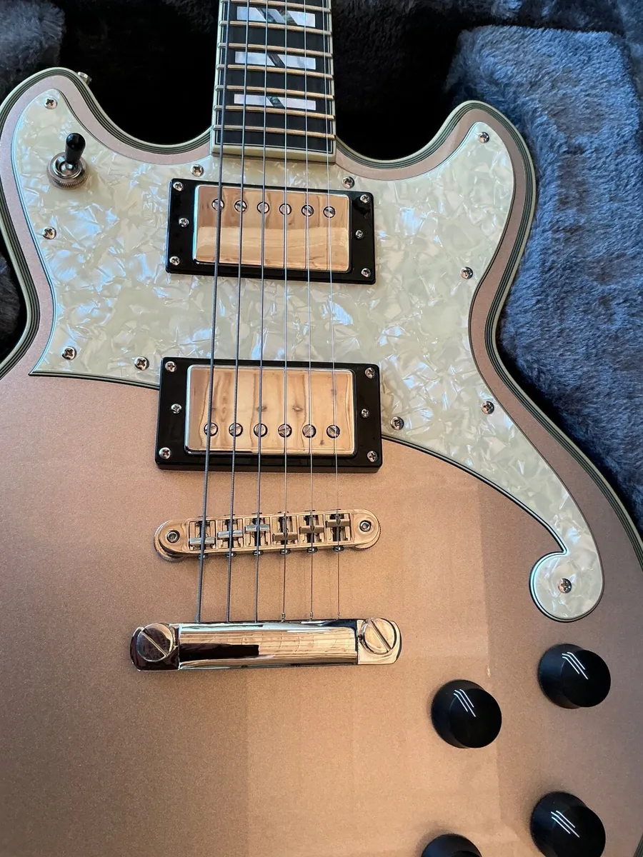 D’ Angelico Brighton deluxe with Seth lovers - Image 4