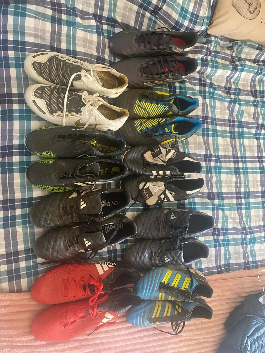 Football boots - Image 4