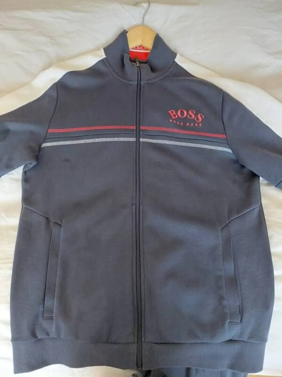 Boss Tracksuit Sz L Genuine - Image 1