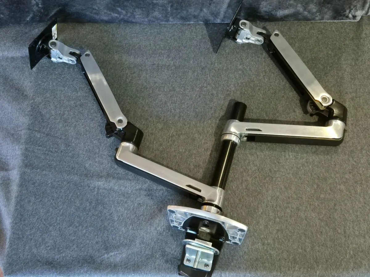 Ergotron LX Dual Monitor Arm (FREE SHIPPING) - Image 3