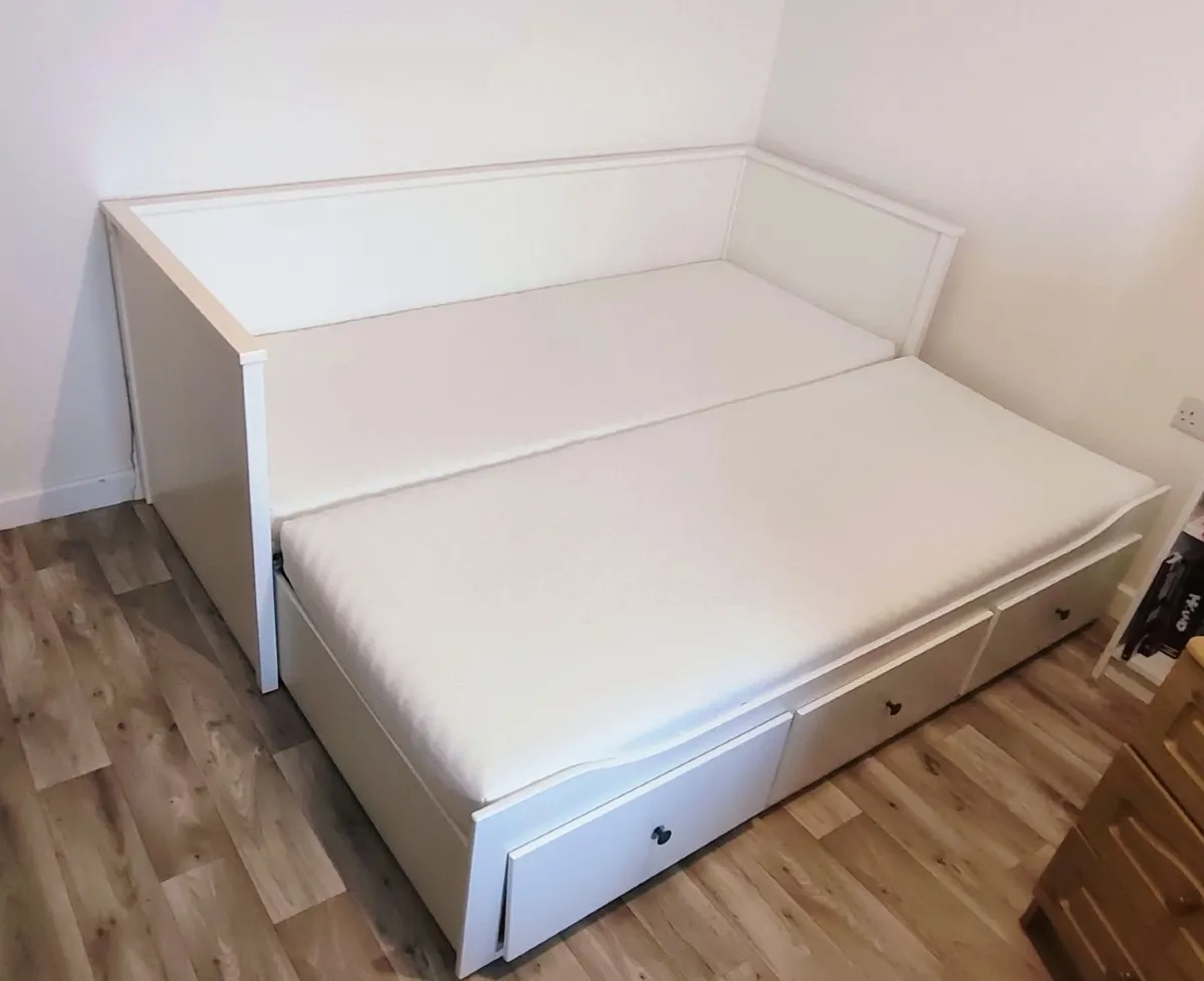 HEMNES Daybed w/ Mattresses - Image 3
